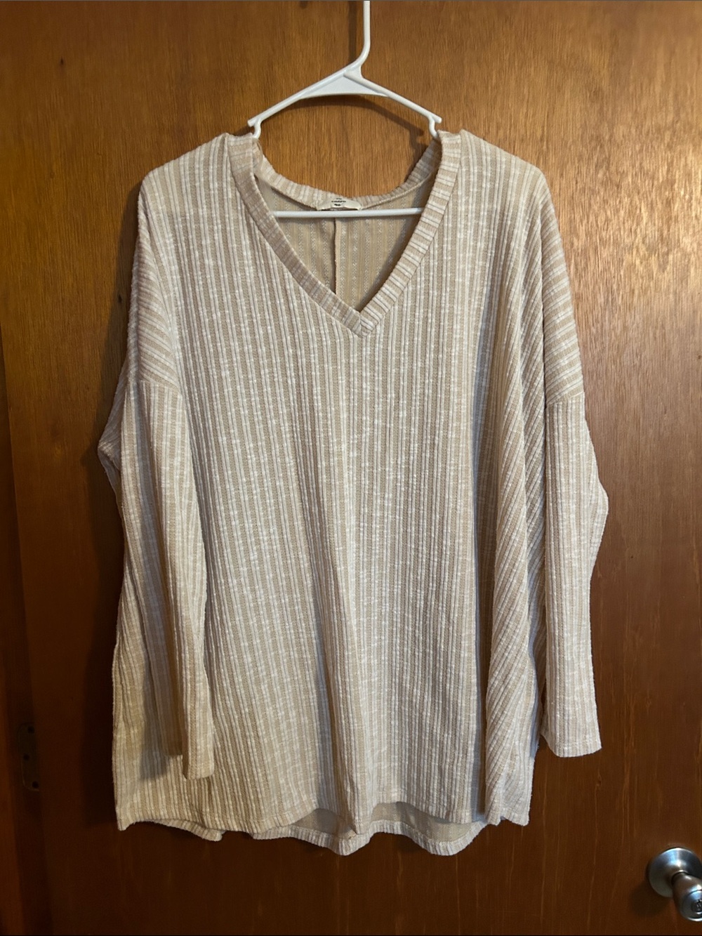 entro Neutral Ribbed V-Neck Long Sleeve Top - Beige